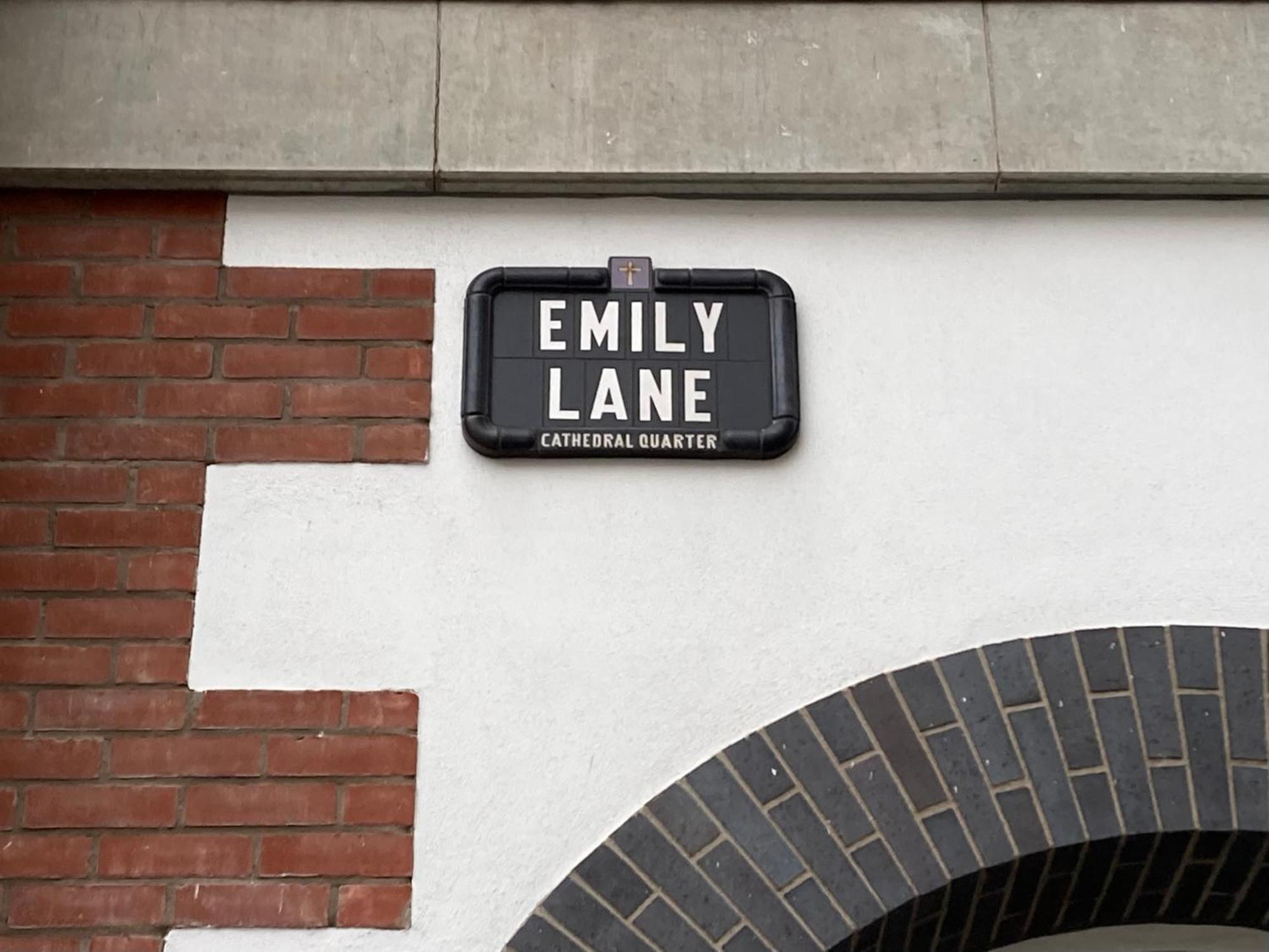 Emily Lane Apartments Белфаст Экстерьер фото
